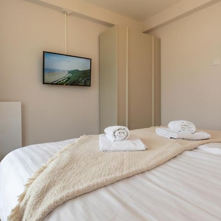 Welcome In - Appartementen Kurhaus - Nieuwstraat 1 Zoutelande, Nabij Strand, Terras, Sauna Bagian luar foto